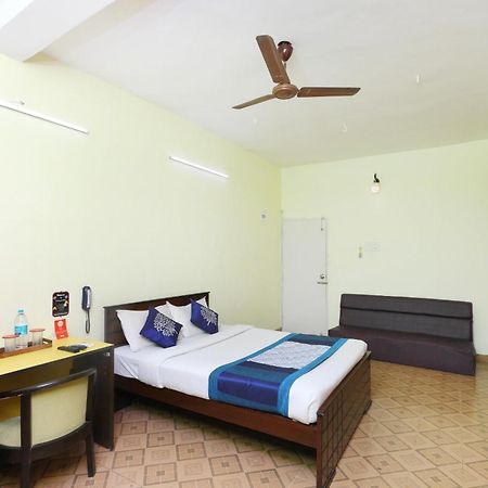 Hotel O India Gate Par View Ченай Екстериор снимка